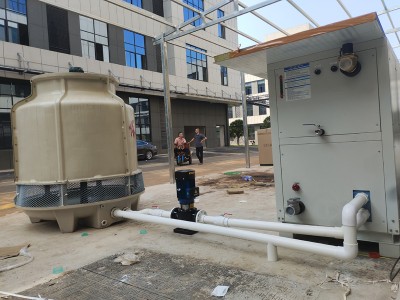 水冷式冷水機組的優勢及適用場合分析